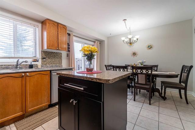 74 Weather Vane Lane, House semidetached with 3 bedrooms, 3 bathrooms and 3 parking in Brampton ON | Image 7