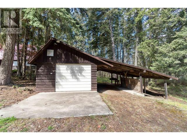 1398 Gillespie Road, House detached with 3 bedrooms, 2 bathrooms and 3 parking in Columbia Shuswap C BC | Image 49