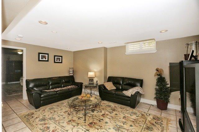 20 Helmsdale Ave, House detached with 3 bedrooms, 3 bathrooms and 4 parking in Vaughan ON | Image 13