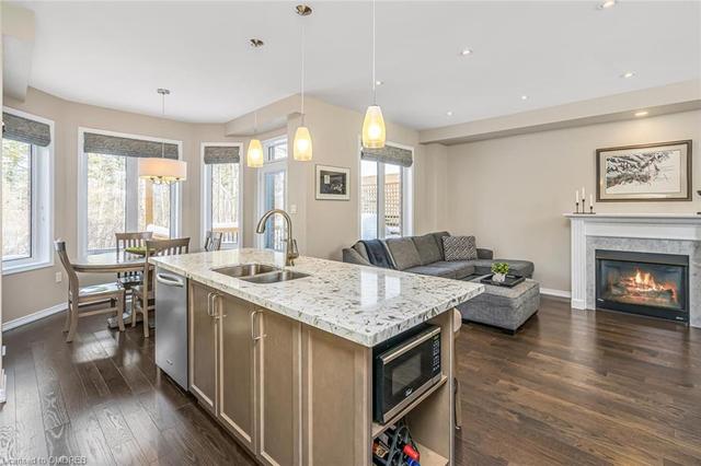 31 Upper Canada Court, House detached with 4 bedrooms, 2 bathrooms and 4 parking in Halton Hills ON | Image 17