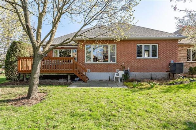 89 Basswood Drive, House detached with 2 bedrooms, 3 bathrooms and 4 parking in Guelph ON | Image 16