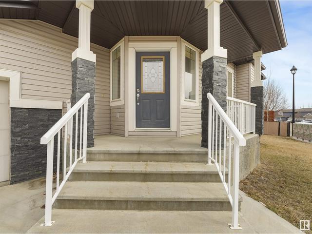 505 Ravine Co, House detached with 3 bedrooms, 2 bathrooms and 9 parking in Devon AB | Image 2