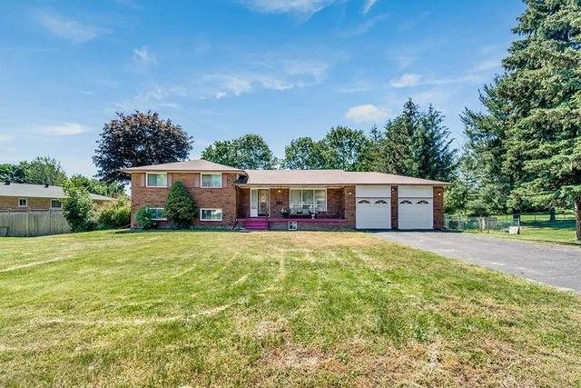 211 Valley View Dr, House detached with 3 bedrooms, 2 bathrooms and 8 parking in Innisfil ON | Image 1