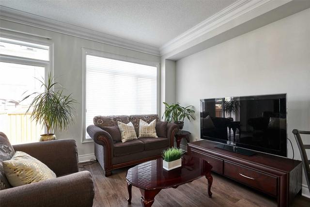 75 Rimrock Cres, House attached with 3 bedrooms, 3 bathrooms and 3 parking in Whitby ON | Image 13