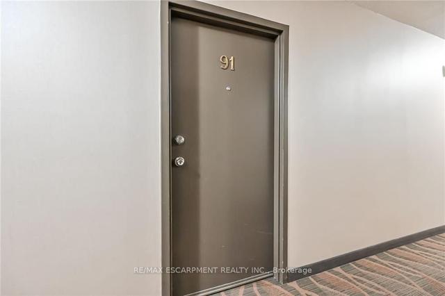 91 - 2001 Bonnymede Dr, Condo with 3 bedrooms, 2 bathrooms and 1 parking in Mississauga ON | Image 40