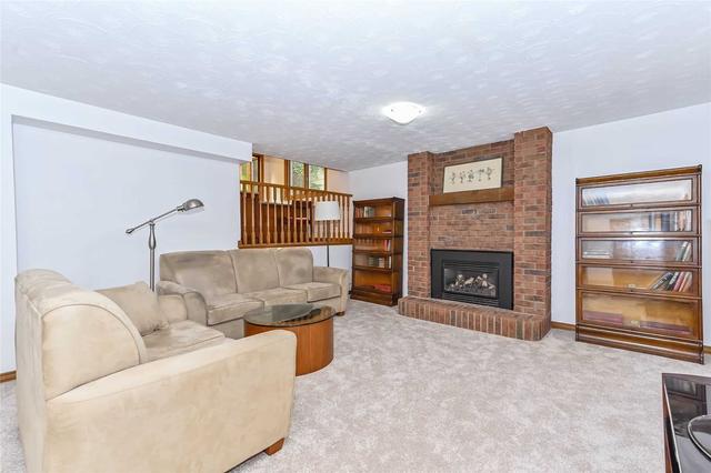56 Wimbledon Rd, House detached with 5 bedrooms, 3 bathrooms and 5 parking in Guelph ON | Image 15