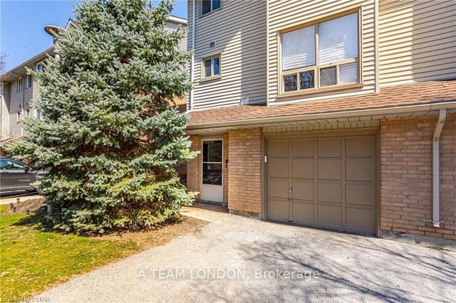 75 - 35 Waterman Ave, Townhouse with 3 bedrooms, 2 bathrooms and 2 parking in London ON | Image 29
