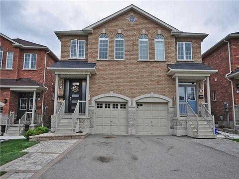 3634 Twinmaple Dr, House semidetached with 4 bedrooms, 4 bathrooms and 4 parking in Mississauga ON | Image 1