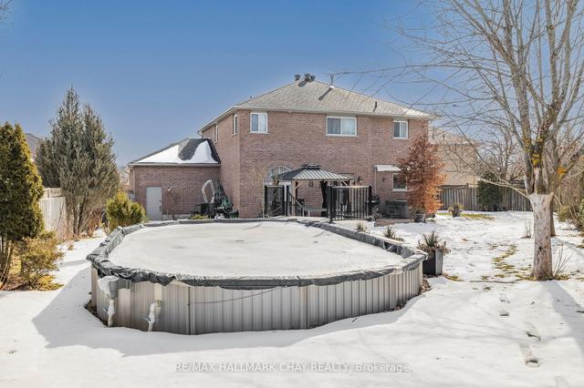 14 Rebecca Crt, House detached with 4 bedrooms, 3 bathrooms and 7 parking in Barrie ON | Image 26