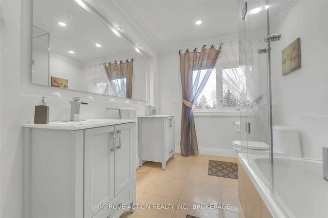 301 Harris Ave, House detached with 3 bedrooms, 4 bathrooms and 15 parking in Richmond Hill ON | Image 21