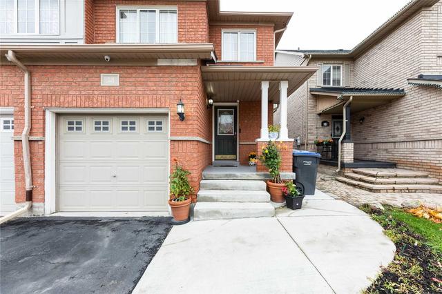 34 Hollowgrove Blvd, House semidetached with 4 bedrooms, 4 bathrooms and 3 parking in Brampton ON | Image 23