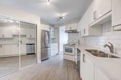 701 - 150 Neptune Dr, Condo with 3 bedrooms, 2 bathrooms and 1 parking in Toronto ON | Image 6