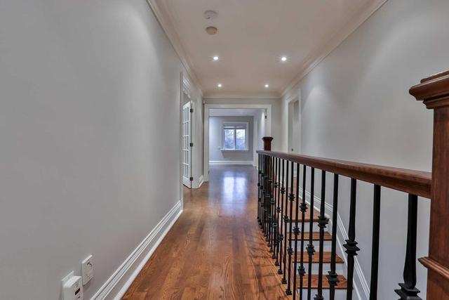 181 Ridley Blvd, House detached with 5 bedrooms, 5 bathrooms and 6 parking in Toronto ON | Image 19