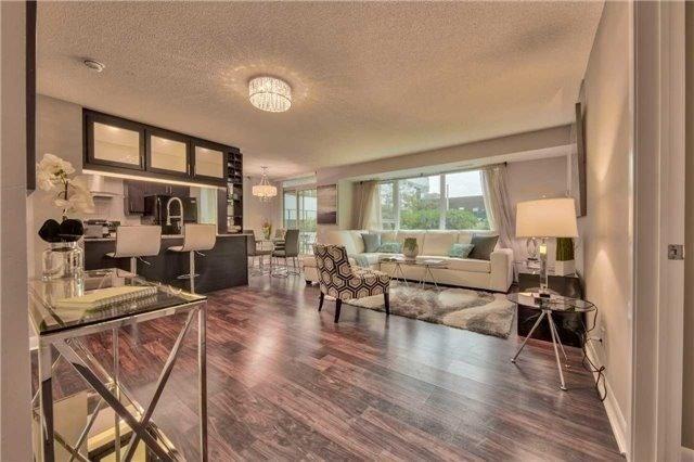 302 - 25 Town Centre Crt, Condo with 2 bedrooms, 2 bathrooms and 1 parking in Toronto ON | Image 9