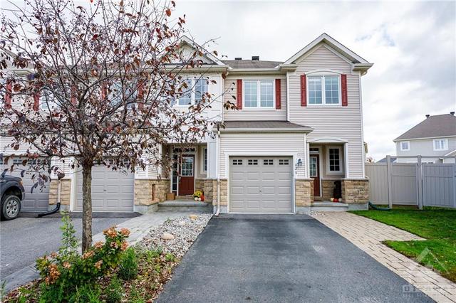 628 Pamplona Private, Townhouse with 3 bedrooms, 3 bathrooms and 3 parking in Ottawa ON | Image 1