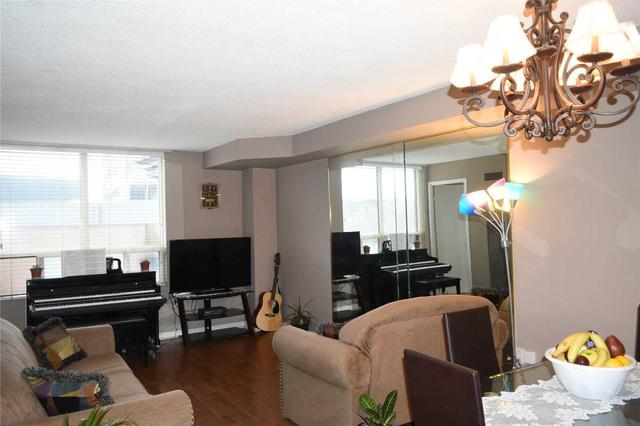 207 - 1 Hickory Tree Rd, Condo with 1 bedrooms, 1 bathrooms and 1 parking in Toronto ON | Image 6