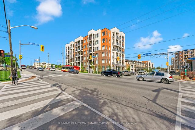 a505 - 160 Canon Jackson Dr, Condo with 1 bedrooms, 1 bathrooms and 1 parking in Toronto ON | Image 1