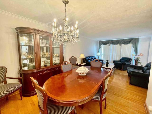 131 Duncanwoods Dr, House semidetached with 3 bedrooms, 2 bathrooms and 3 parking in Toronto ON | Image 37