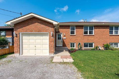45 Louth St, House semidetached with 3 bedrooms, 1 bathrooms and 3 parking in St. Catharines ON | Card Image