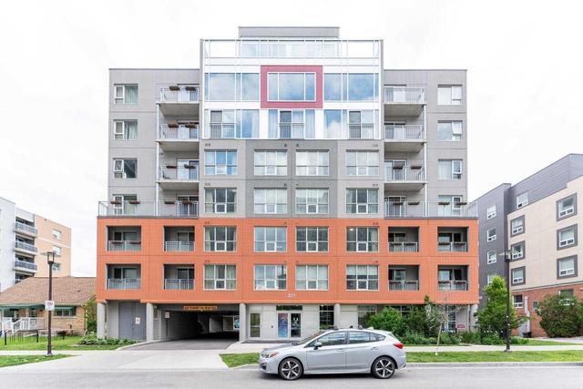 308 - 321 Spruce St, Condo with 1 bedrooms, 1 bathrooms and 0 parking in Waterloo ON | Image 1