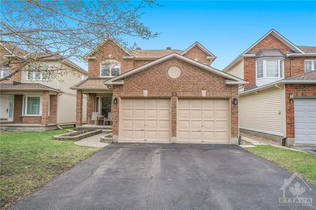 23 Hunterswood Crescent, House detached with 4 bedrooms, 4 bathrooms and 4 parking in Ottawa ON | Image 1