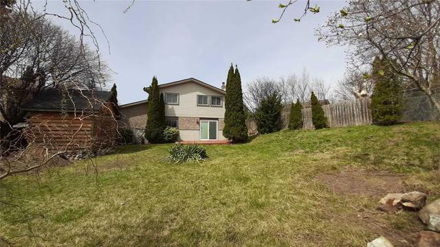 635 Capilano Cres, House detached with 3 bedrooms, 2 bathrooms and 5 parking in Oshawa ON | Image 24