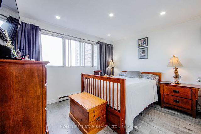 320 - 5 Sunny Glwy, Condo with 4 bedrooms, 2 bathrooms and 1 parking in Toronto ON | Image 11