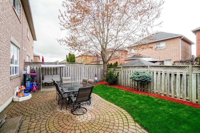 3851 Barley Tr, House semidetached with 4 bedrooms, 4 bathrooms and 3 parking in Mississauga ON | Image 32