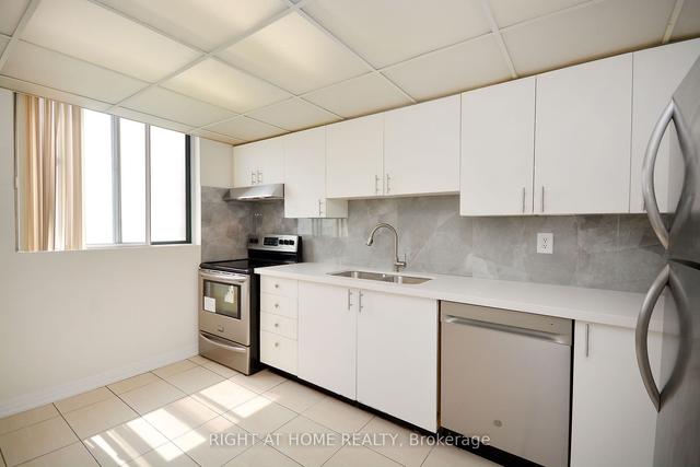 1904 - 145 Hillcrest Ave, Condo with 2 bedrooms, 2 bathrooms and 1 parking in Mississauga ON | Image 27