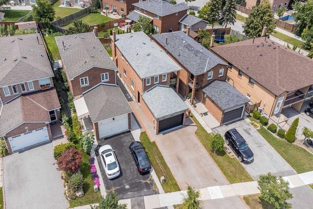 208 Tall Grass Tr, House detached with 4 bedrooms, 4 bathrooms and 6 parking in Vaughan ON | Image 34