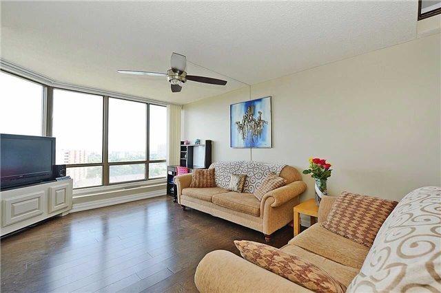 up02 - 25 Fairview Rd W, Condo with 3 bedrooms, 3 bathrooms and 2 parking in Mississauga ON | Image 13