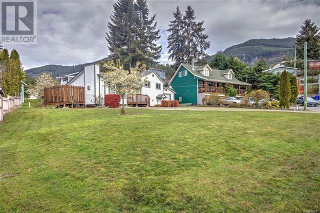 150 & 160 Gravelle Pl, House detached with 4 bedrooms, 2 bathrooms and 3 parking in Lake Cowichan BC | Image 41