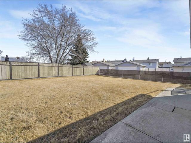 9311 168 Av Nw, House detached with 4 bedrooms, 2 bathrooms and 2 parking in Edmonton AB | Image 37