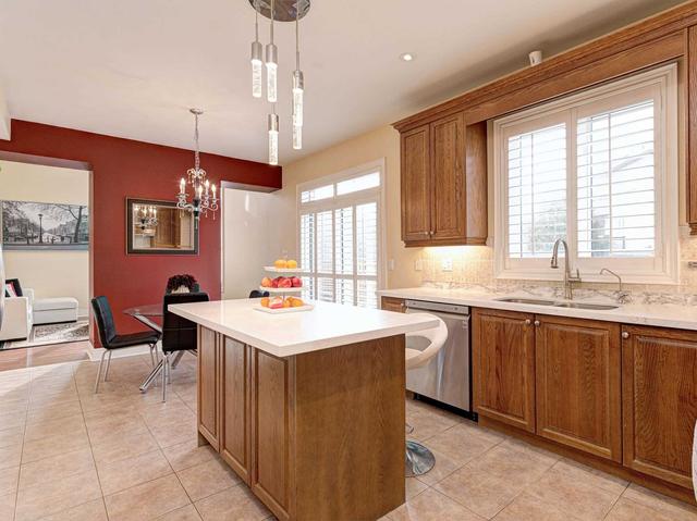 7 Grouse Lane, House detached with 4 bedrooms, 5 bathrooms and 6 parking in Brampton ON | Image 9