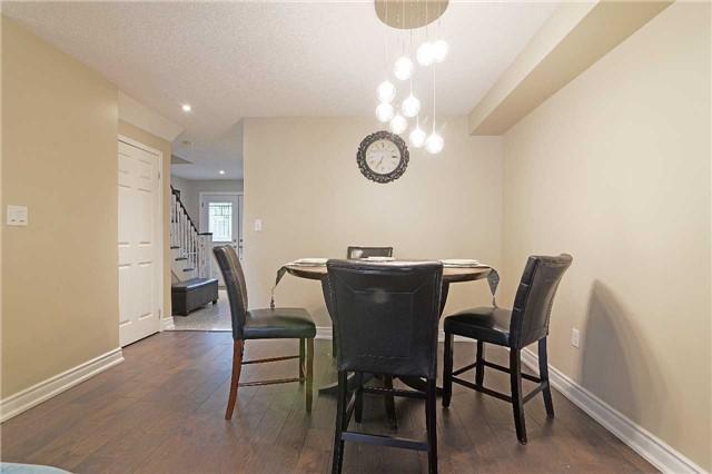 7022 Black Walnut Tr, House semidetached with 3 bedrooms, 4 bathrooms and 1 parking in Mississauga ON | Image 6