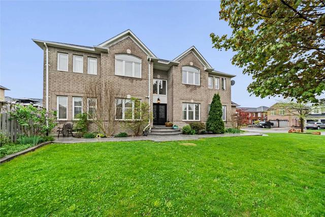7497 Black Walnut Tr, House detached with 4 bedrooms, 4 bathrooms and 6 parking in Mississauga ON | Image 12
