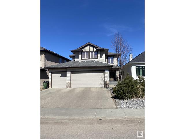 10904 174 Av Nw, House detached with 6 bedrooms, 3 bathrooms and null parking in Edmonton AB | Image 1