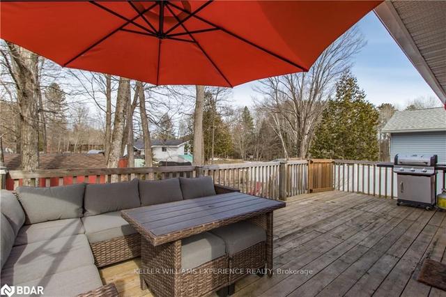 12 Hilltop Dr, House detached with 5 bedrooms, 2 bathrooms and 4 parking in Huntsville ON | Image 19