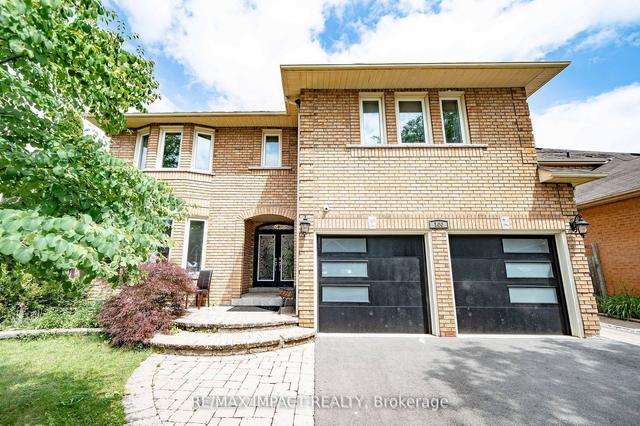 100 Erickson Dr N, House detached with 5 bedrooms, 4 bathrooms and 4 parking in Whitby ON | Image 12