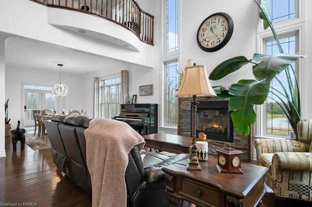 710 Kananaskis Drive, House detached with 6 bedrooms, 3 bathrooms and 7 parking in Kingston ON | Image 49