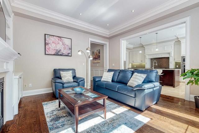 81 Stormont Ave, House detached with 5 bedrooms, 5 bathrooms and 4 parking in Toronto ON | Image 30