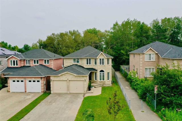 51 Hawkins Dr, House detached with 3 bedrooms, 3 bathrooms and 6 parking in Barrie ON | Image 12