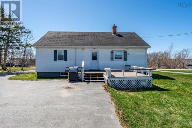 43 Belle Vue St, House detached with 5 bedrooms, 1 bathrooms and null parking in Clare NS | Image 7