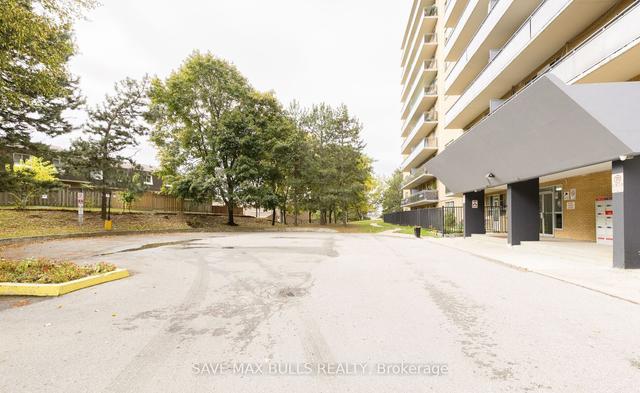 416 - 100 Dundalk Dr, Condo with 2 bedrooms, 1 bathrooms and 1 parking in Toronto ON | Image 4