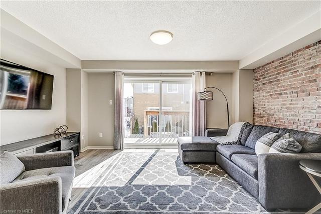 83 - 2300 Brays Lane, House attached with 3 bedrooms, 1 bathrooms and 2 parking in Oakville ON | Image 5
