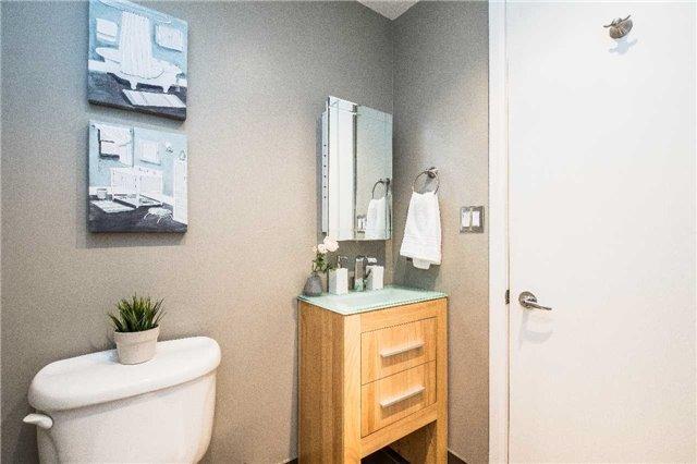 Uph05 - 700 King St W, Condo with 2 bedrooms, 2 bathrooms and 1 parking in Toronto ON | Image 6