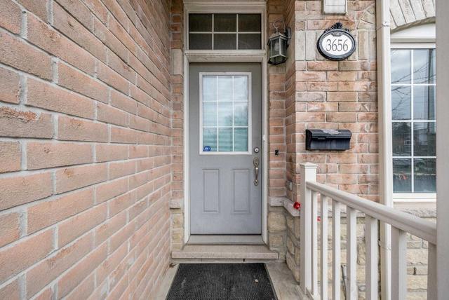 3656 St. Clair Ave E, House attached with 4 bedrooms, 4 bathrooms and 2 parking in Toronto ON | Image 12