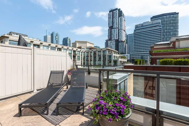 th 314 - 25 Soho St, Townhouse with 2 bedrooms, 2 bathrooms and 1 parking in Toronto ON | Image 15