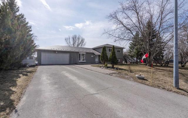 2584 Lawrence Ave, House detached with 3 bedrooms, 2 bathrooms and 8 parking in Innisfil ON | Image 23