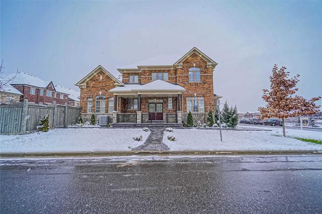 3 Herringbone Cres, House detached with 4 bedrooms, 6 bathrooms and 9 parking in Brampton ON | Image 2